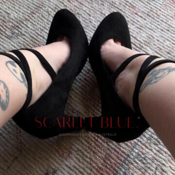 Selfie Pics from Billie B - Private Escort Brisbane