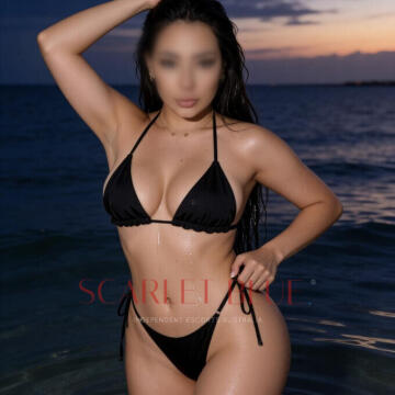 Selfie Pics from Yasmin Melo - Private Escort Adelaide