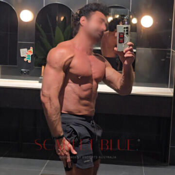Selfie Pics from Tristan Woods - Private Escort Brisbane
