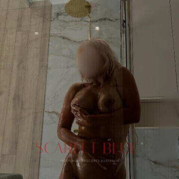 Selfie Pics from Alina Zoloto - Private Escort Perth