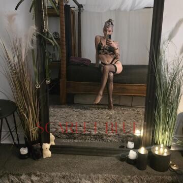 Selfie Pics from Lotus Eros - Private Escort Newcastle