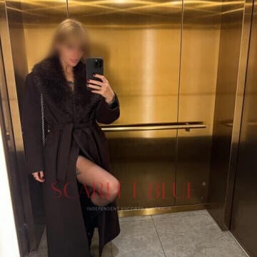 Selfie Pics from Pamela Voss - Private Escort Melbourne