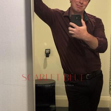 Selfie Pics from Mick Taylor - Private Escort Melbourne