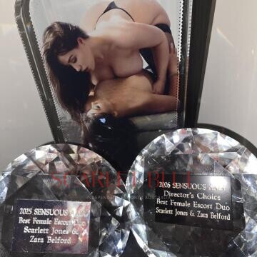 Selfie Pics from Scarlett Jones And Zara Belford - Private Escort Adelaide