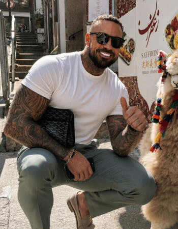 Sydney Muscular male escort - Sebastian Ash