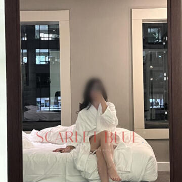 Selfie Pics from Lucia Moreau - Private Escort Sydney