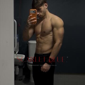 Selfie Pics from Justin London - Private Escort Sydney