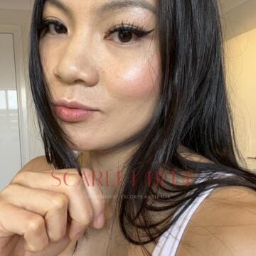 Selfie Pics from Dakota Strong - Private Escort Melbourne