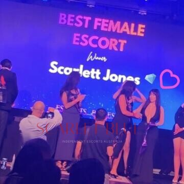 Selfie Pics from Scarlett Jones - Private Escort Adelaide