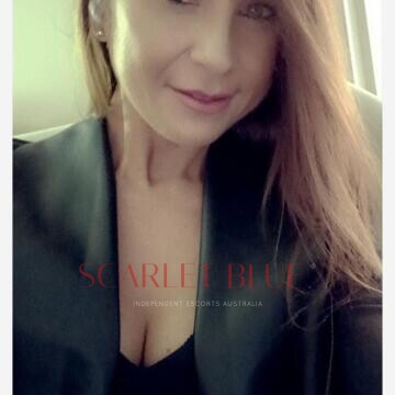 Selfie Pics from Alexis Siera - Private Escort Melbourne