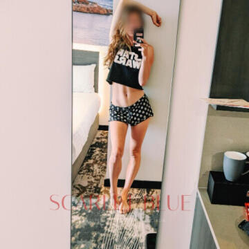 Selfie Pics from Lulu Rose And Tace - Private Escort Melbourne