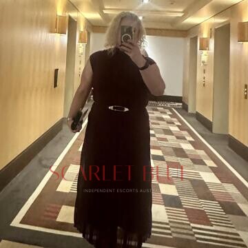 Selfie Pics from Ellie Mae - Private Escort Sydney