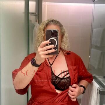 Selfie Pics from Ellie Mae - Private Escort Sydney