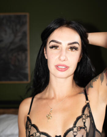 Cleopatra Canada - escort in Cranbourne South