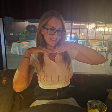 Selfie Pics from Tash Hamilton - Private Escort Melbourne