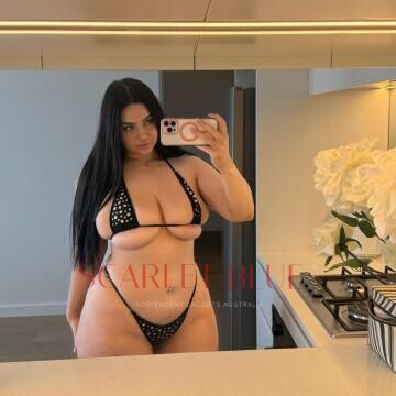Selfie Pics from Veronica Grace - Private Escort Brisbane
