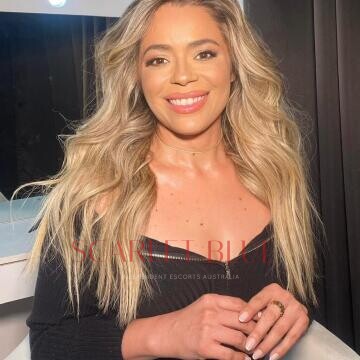 Selfie Pics from Ivy Medina - Private Escort Perth