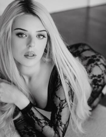 Melbourne independent private  escort - Skye Bailey