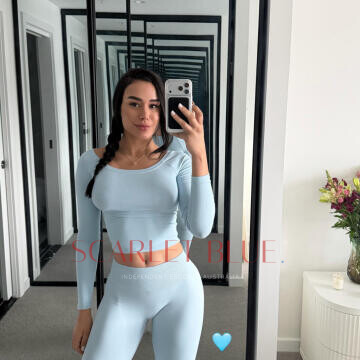 Selfie Pics from Diana Fox - Private Escort Melbourne