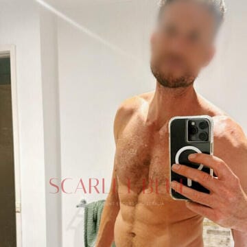 Selfie Pics from Lulu Rose And Tace - Private Escort Melbourne