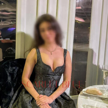 Selfie Pics from Melissa Louise - Private Escort Sydney