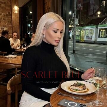 Selfie Pics from Malibu Blue - Private Escort Brisbane