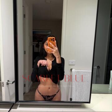 Selfie Pics from Your Sexy Babe Has Arrived - Private Escort Perth