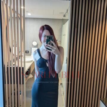 Selfie Pics from Jessica Bordeaux - Private Escort Adelaide