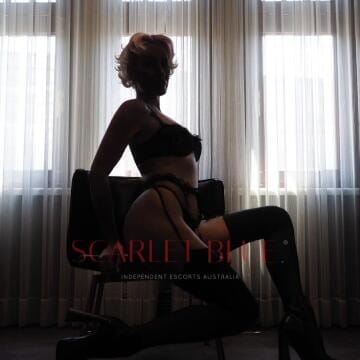 Selfie Pics from Louella York - Private Escort Melbourne