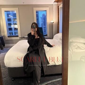 Selfie Pics from Bella Valeria - Private Escort Sydney