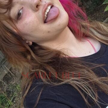 Selfie Pics from Wren Valentine - Private Escort Melbourne