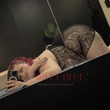 Selfie Pics from Max Valentine - Private Escort Melbourne