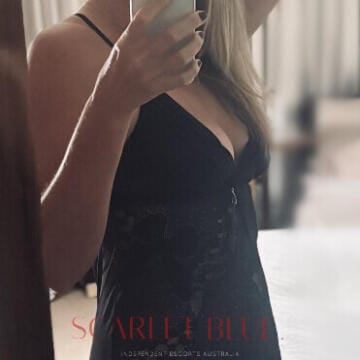 Selfie Pics from Vittoria De Luna - Private Escort Sydney