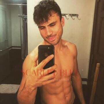 Selfie Pics from Chad Steel - Private Escort Melbourne