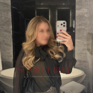 Selfie Pics from Sophia Elise - Private Escort Gold Coast