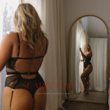 Brisbane, Adelaide Escort - Giselle Noir