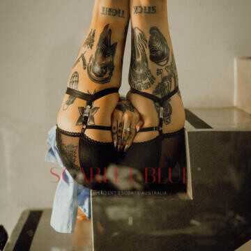 Selfie Pics from Daisy Darling - Private Escort Melbourne