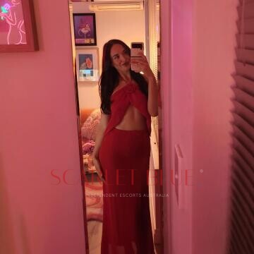Selfie Pics from Savannah West - Private Escort Perth