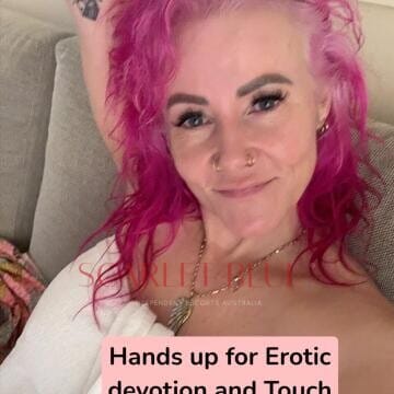 Selfie Pics from Empress Pink - Private Escort Adelaide