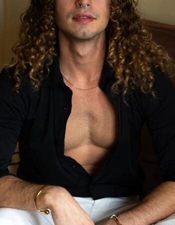 Sydney Latina male escort - Murilobr