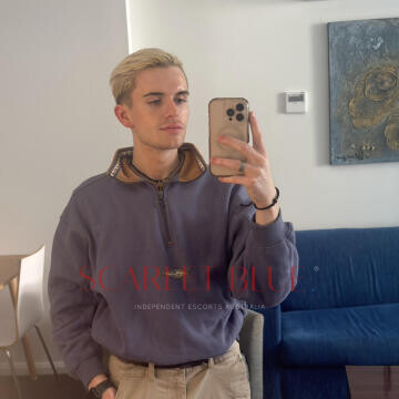 Selfie Pics from Chase Rey - Private Escort Sydney