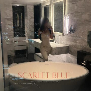 Selfie Pics from Sam Vip - Private Escort Sydney