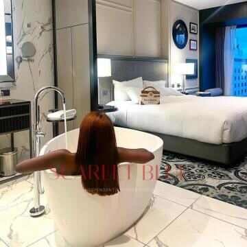 Selfie Pics from Cleopatra Xi Shi - Private Escort Brisbane