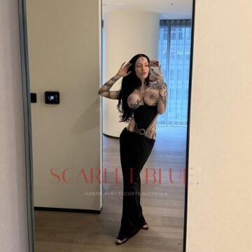 Selfie Pics from Chloe Woods - Private Escort Melbourne