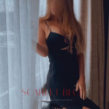 Selfie Pics from Audrey York - Private Escort Touring