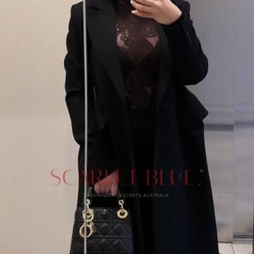 Selfie Pics from Ari King - Private Escort Sydney