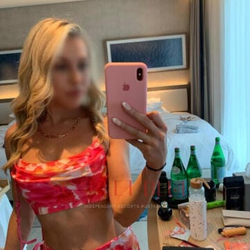 Selfie Pics from Brittany Avery - Private Escort Gold Coast