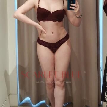 Selfie Pics from Beautiful Lady - Private Escort Sydney