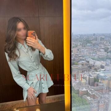 Selfie Pics from Piper Lovell - Private Escort Melbourne