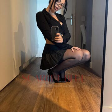 Selfie Pics from Sierra Sorelle - Private Escort Brisbane